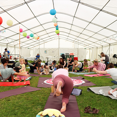 Iogis Bach - Yoga for babies